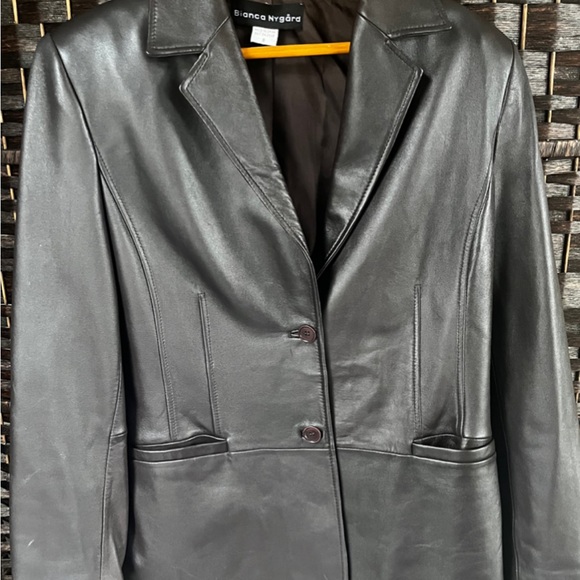 Bianca Nygård brown leather blazer - Picture 2 of 3
